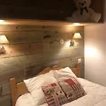 De Mae Apartment *