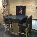 De Mae Apartment *