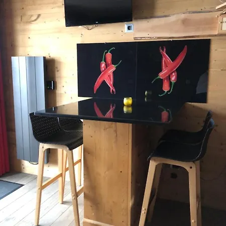 Апартаменты De Mae *