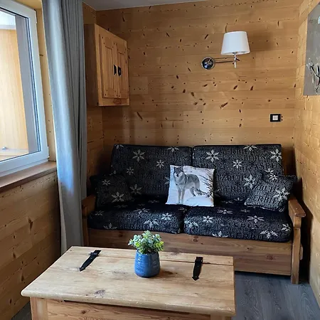 De Mae Apartment