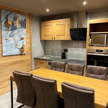 Apartment De Mae Val Thorens