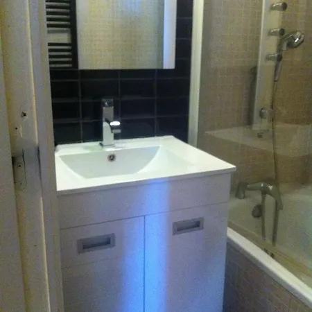 Апартаменты De Mae Валь-Торанс